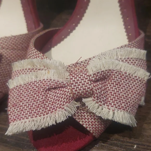 💫❣️MARK DOWN❣️💫cute maroon bow shoes - Picture 4 of 10